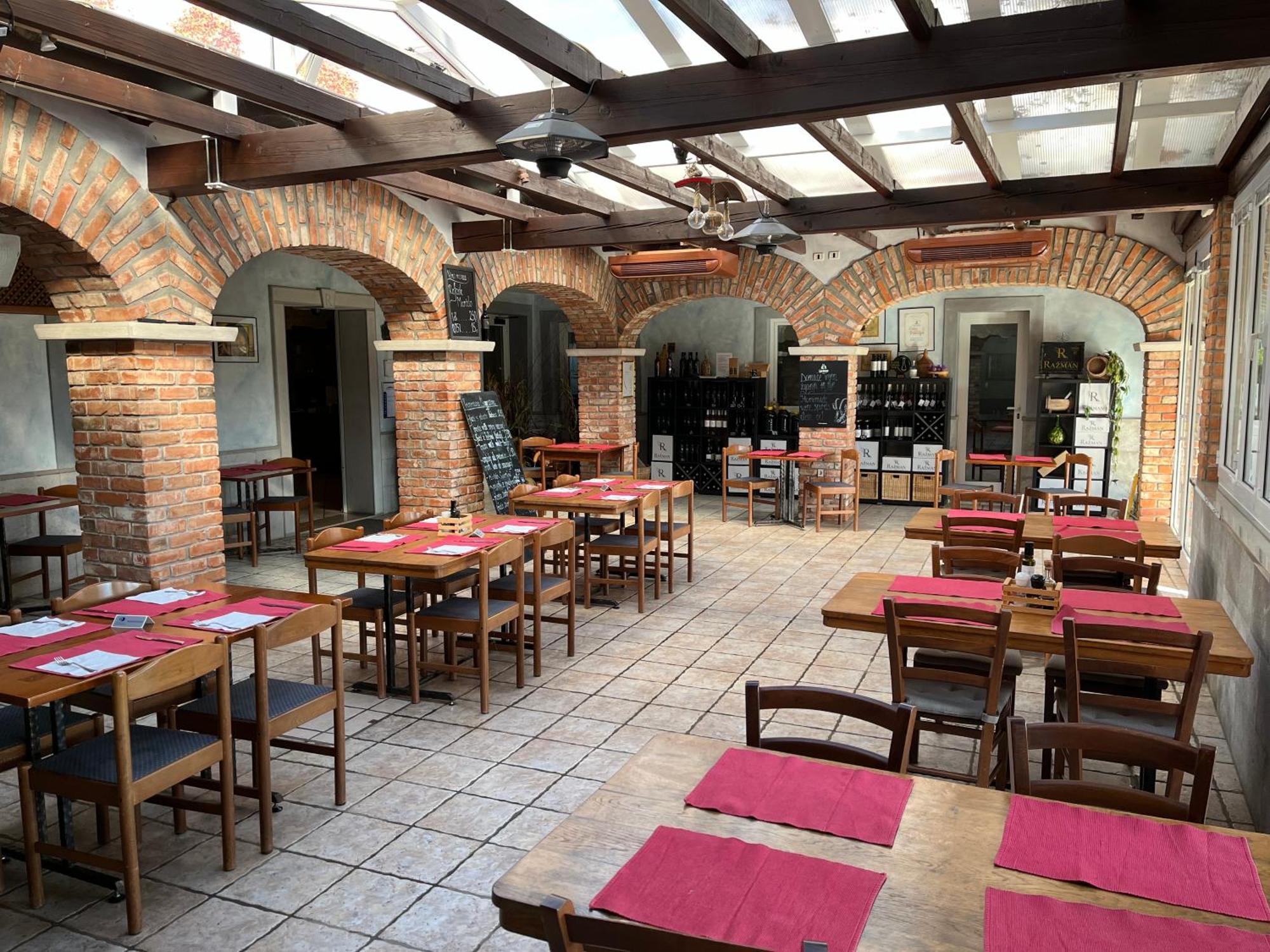 Razman Wine Rooms Gračišče 외부 사진